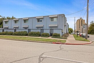 525 11th St in Galveston, TX - Building Photo - Building Photo