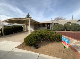 2005 Glorieta St NE in Albuquerque, NM - Building Photo