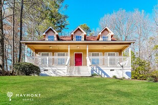 656 15th Ct NW in Center Point, AL - Building Photo