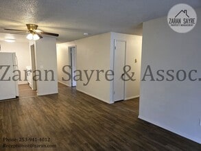 2220 O St NE in Auburn, WA - Building Photo - Building Photo