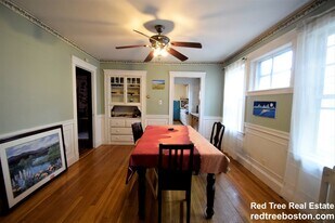 81 Beechcroft St in Boston, MA - Building Photo