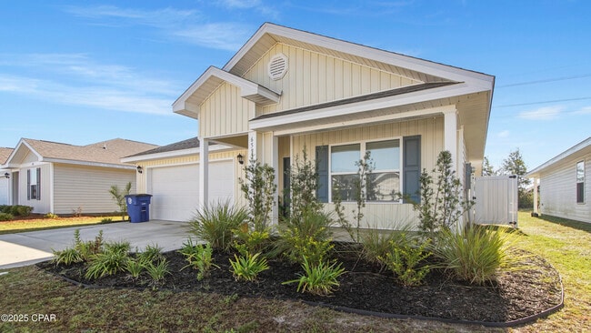 6592 Slabinski Ln in Panama City, FL - Building Photo - Building Photo