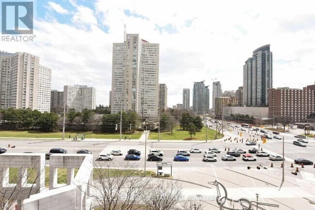 60 Absolute Ave in Mississauga, ON - Building Photo - Building Photo