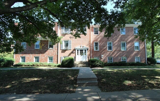 778 Quince Orchard Blvd, Unit T2