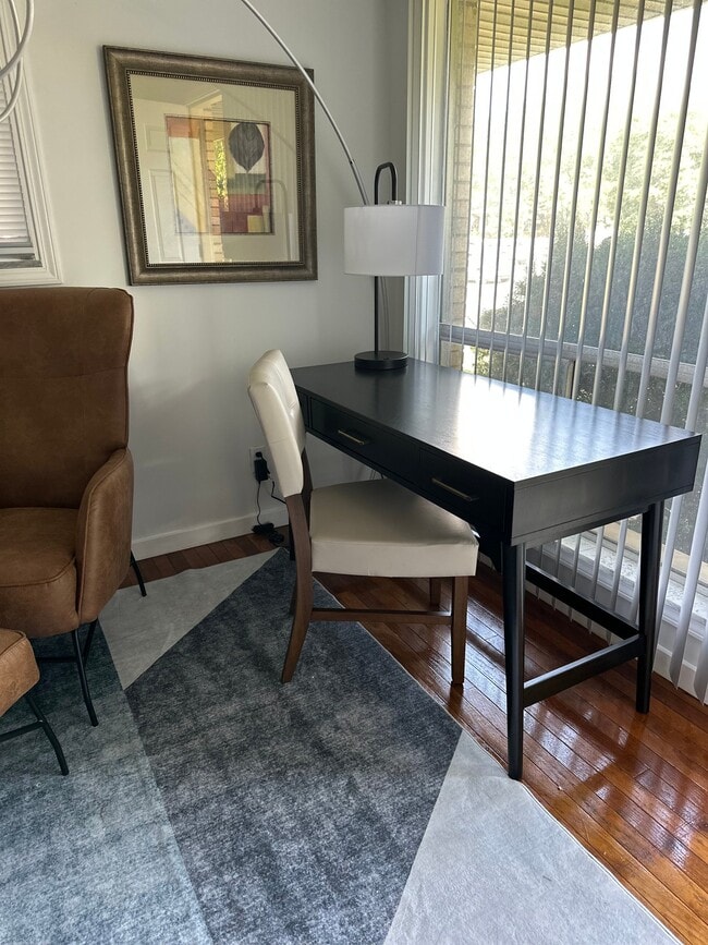 652 E Main St, Unit 12 in Plainfield, IN - Foto de edificio - Building Photo