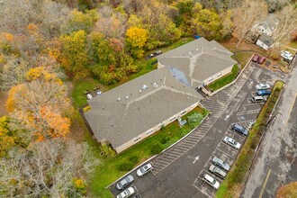 133 Walnut St in Seymour, CT - Building Photo - Building Photo