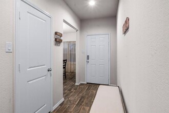 518 Poppy Field Ct in Arcola, TX - Building Photo - Building Photo