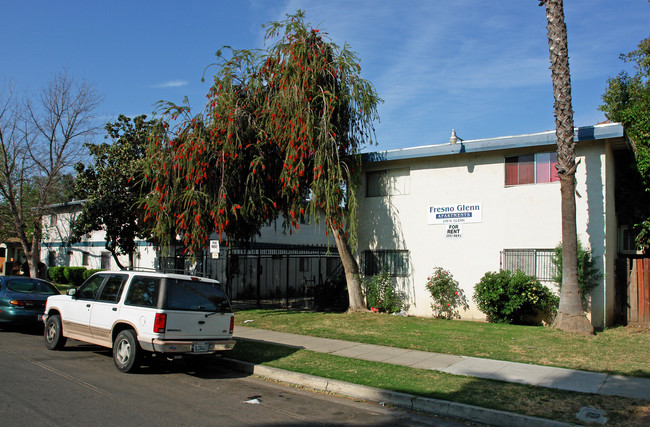 Fresno Glenn Apartments in Fresno, CA - Building Photo - Building Photo