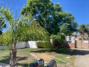 15041 Larkspur St in Los Angeles, CA - Building Photo - Building Photo