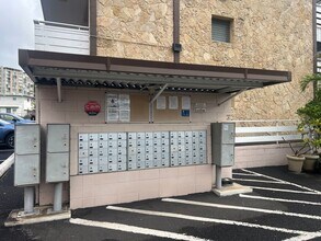 1330 Wilder Ave in Honolulu, HI - Building Photo - Building Photo