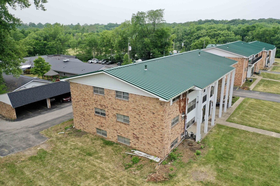 105 S Elder Ln in Decatur, IL - Building Photo