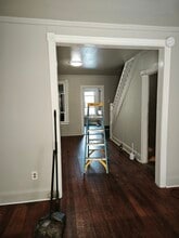 827 Laufer St in Bethlehem, PA - Foto de edificio - Building Photo