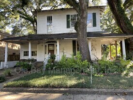 1055 Church St in Mobile, AL - Building Photo