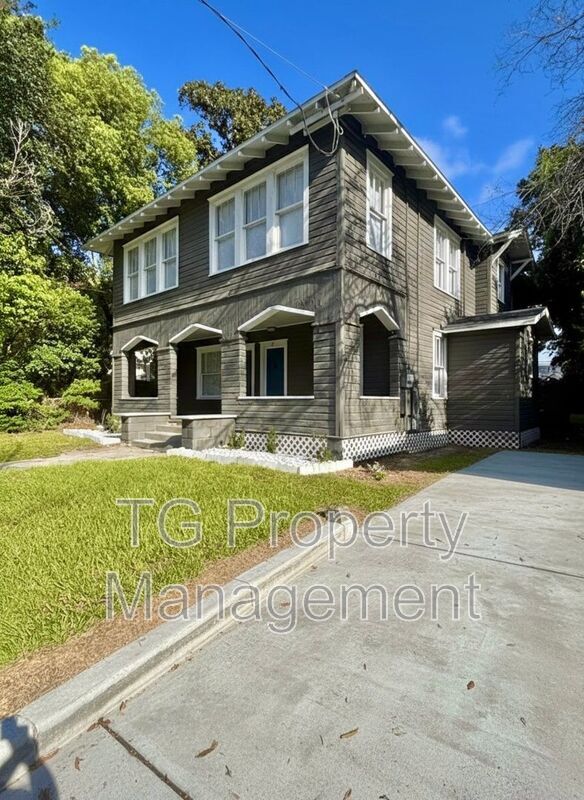2561 Rosselle St in Jacksonville, FL - Building Photo - Building Photo