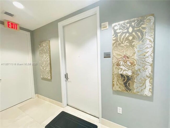 16001 Collins Ave in Sunny Isles Beach, FL - Building Photo - Building Photo