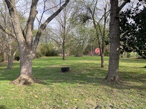 164 New Shackle Island Rd in Hendersonville, TN - Building Photo - Building Photo