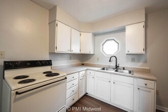 3026 S Rybolt Ave in Indianapolis, IN - Building Photo - Building Photo