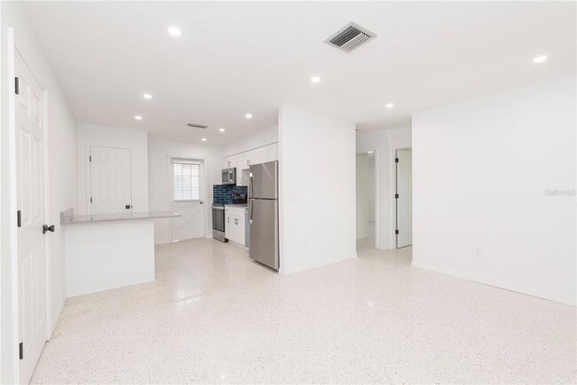 1348 Boylan Ave in Clearwater, FL - Building Photo - Building Photo