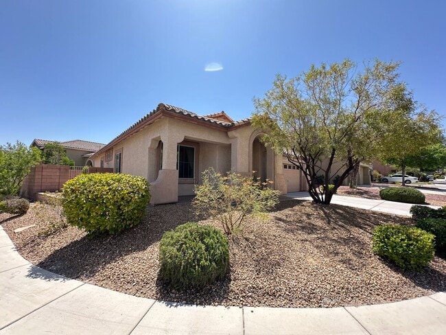 436 Emerald Heights St in Las Vegas, NV - Building Photo - Building Photo