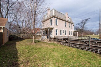 1743 Compton Rd in Cincinnati, OH - Building Photo - Building Photo