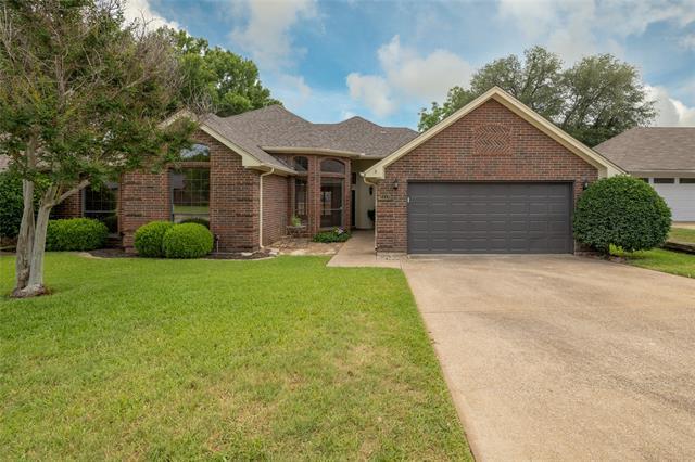 property at 2117 Aspenwood Dr N