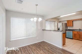 3007 Becket St in Pearland, TX - Foto de edificio - Building Photo