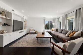 20 Primrose St in Katonah, NY - Building Photo - Building Photo