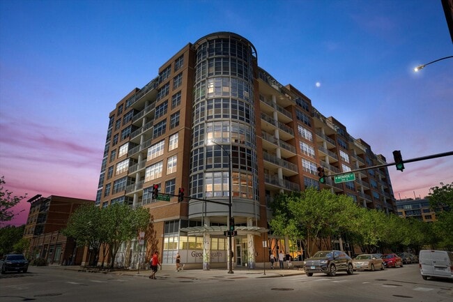 property at 1200 W Monroe St