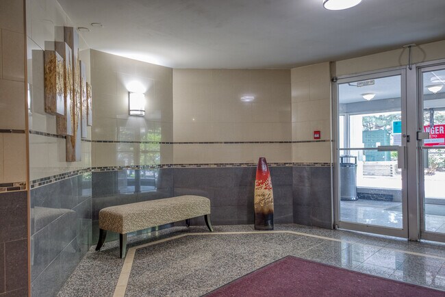 1105 Jalna Blvd in London, ON - Building Photo - Building Photo