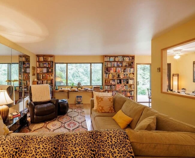 3140 SW Carson St, Unit 3140 in Portland, OR - Building Photo - Building Photo