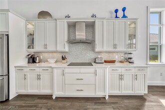 6399 Warwick Ave in Naples, FL - Building Photo - Building Photo
