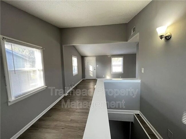 519 Maier Dr in Belton, MO - Building Photo - Building Photo