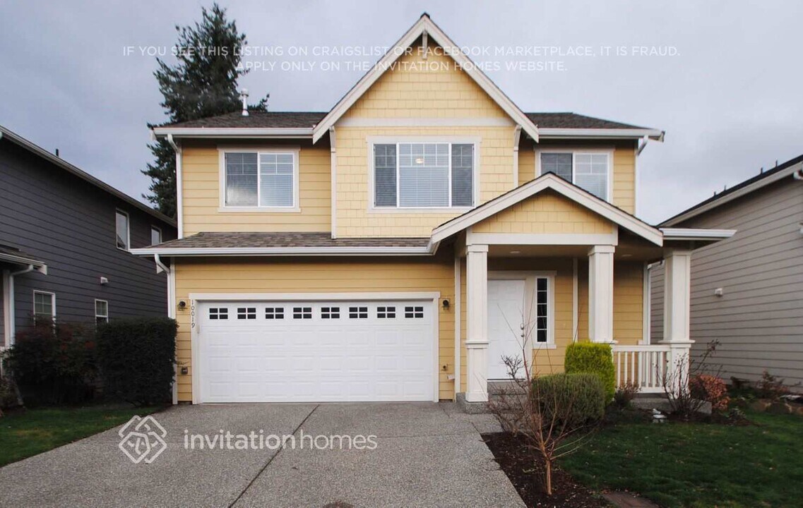 10019 3rd St NE in Lake Stevens, WA - Foto de edificio