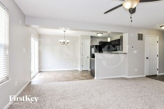 824 Cadbury Dr in Wentzville, MO - Building Photo - Building Photo