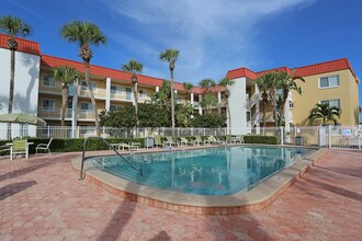 Snell Isle in St. Petersburg, FL - Building Photo - Building Photo