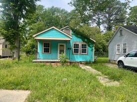 227 Columbus St in Jackson, MS - Building Photo