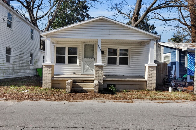 607 1st Ave in New Bern, NC - Building Photo - Building Photo