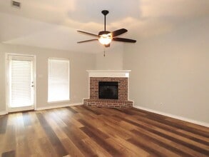 11278 Twin Spires Dr in Flint, TX - Building Photo - Building Photo