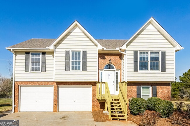 property at 43 Westminster Dr