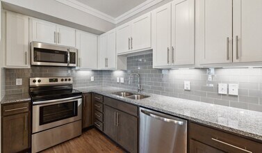 Brizo Apartments in Durham, NC - Building Photo - Building Photo