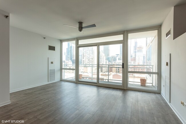 757 N Orleans St, Unit 1202 in Chicago, IL - Building Photo - Building Photo