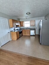 400 W Goodall St in Marion, IL - Building Photo - Building Photo