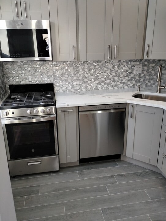 870 Prospect Pl, Unit 2 in Brooklyn, NY - Building Photo