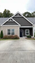 564 NE Bellingham Dr in Cleveland, TN - Building Photo - Building Photo