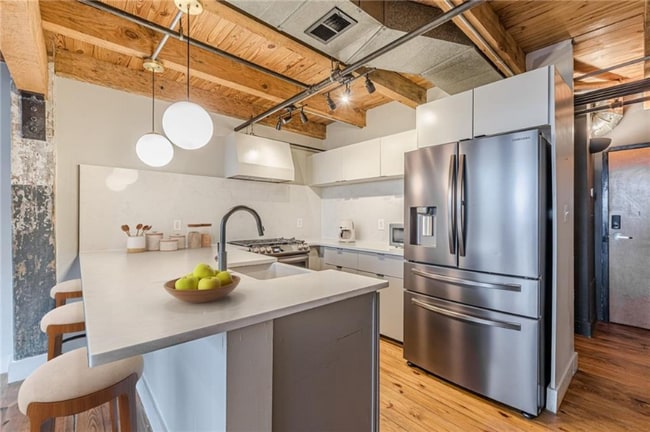 63 Mangum St SW in Atlanta, GA - Foto de edificio - Building Photo