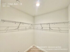 115 22nd Ave in Seattle, WA - Building Photo - Building Photo