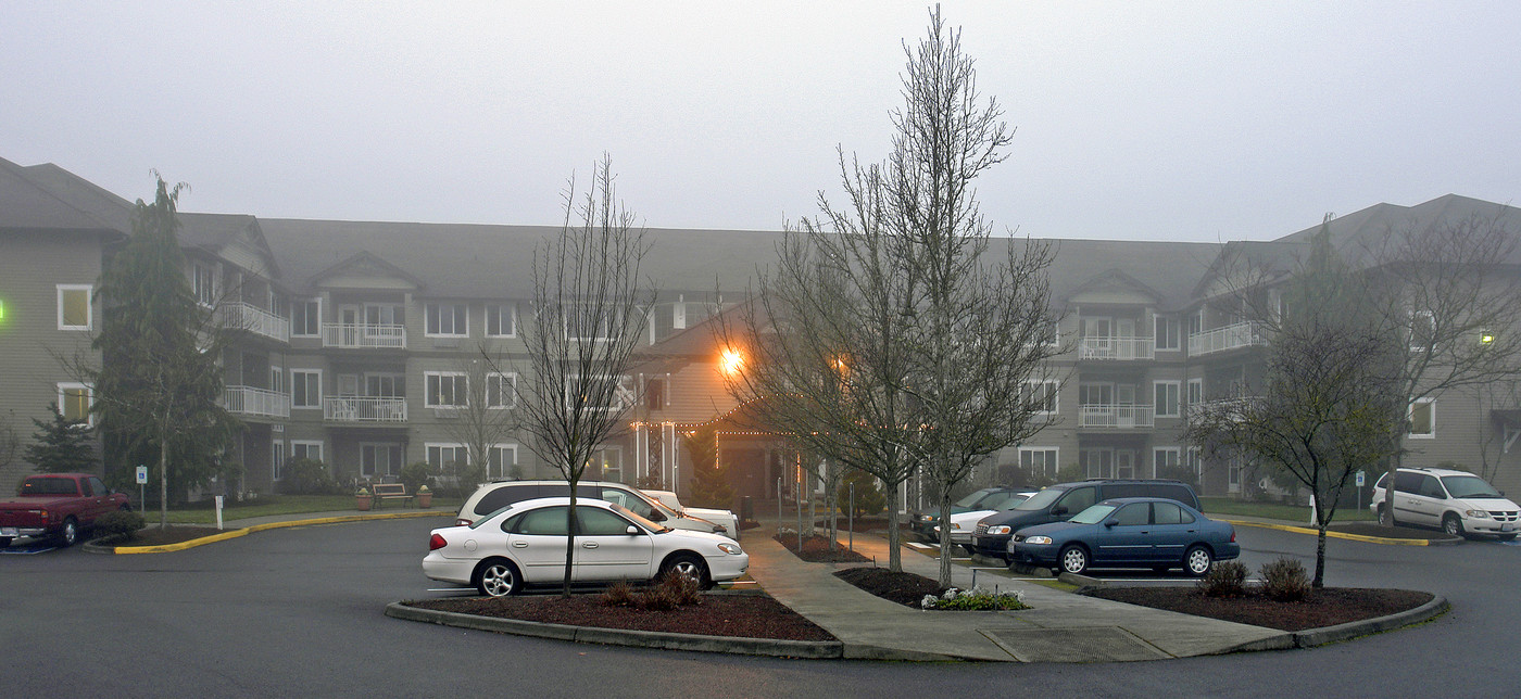 Willow Gardens in Puyallup, WA - Building Photo