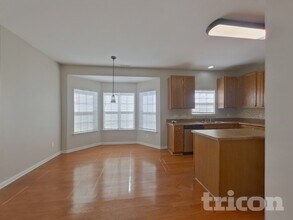 1510 Peachcroft Rd in Charlotte, NC - Building Photo - Building Photo