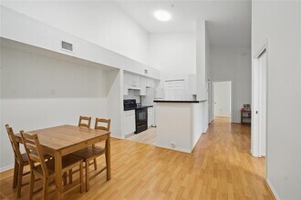 11133 SW 8th St in Pembroke Pines, FL - Building Photo - Building Photo