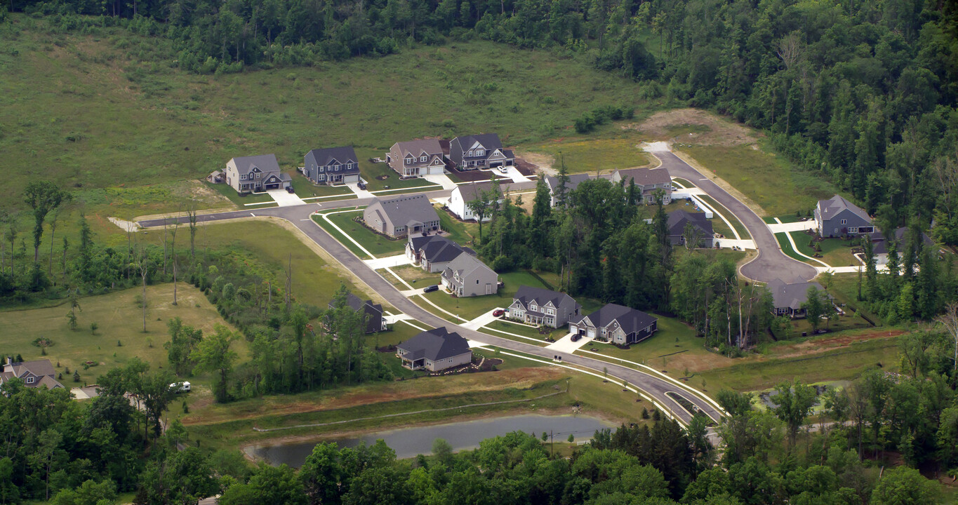 The Estates of Columbia Ridge in Columbia Station, OH - Building Photo